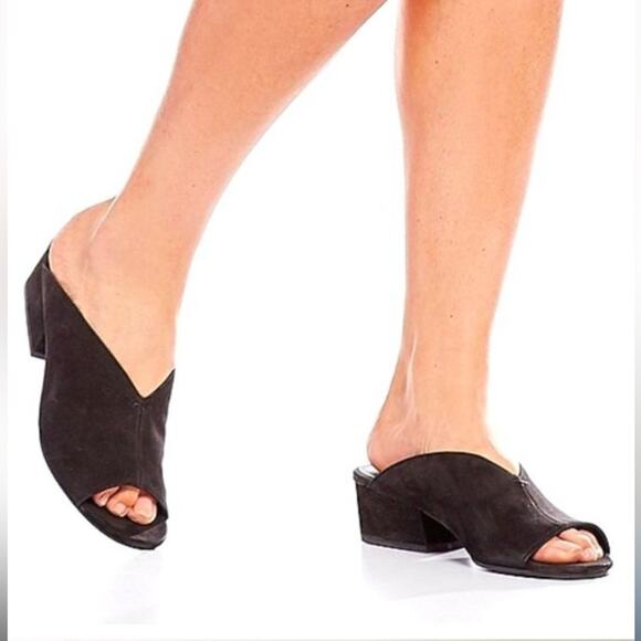 Eileen Fisher Womens Size 8 Black Katniss Nubuck Leather Block Heel Mules Sandal - Picture 1 of 7